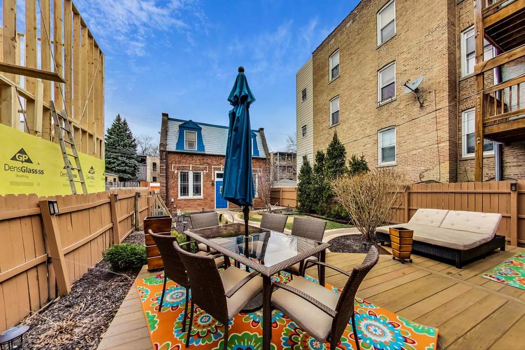 2640 N Albany Avenue Chicago, Illinois 60647 - Image 44
