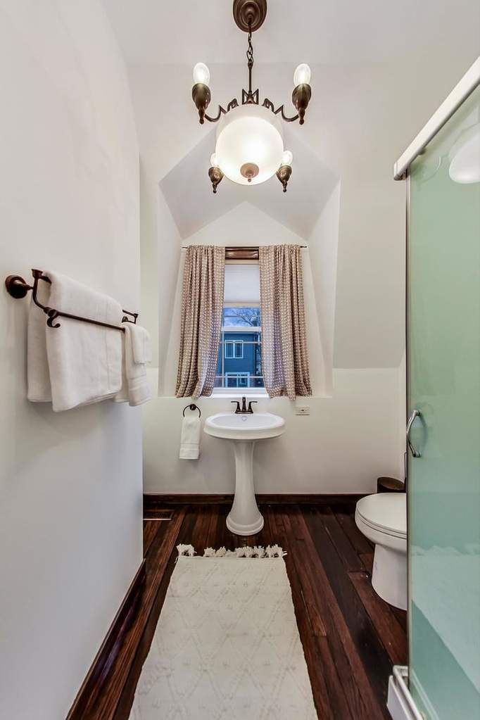 2640 N Albany Avenue Chicago, Illinois 60647 - Image 60