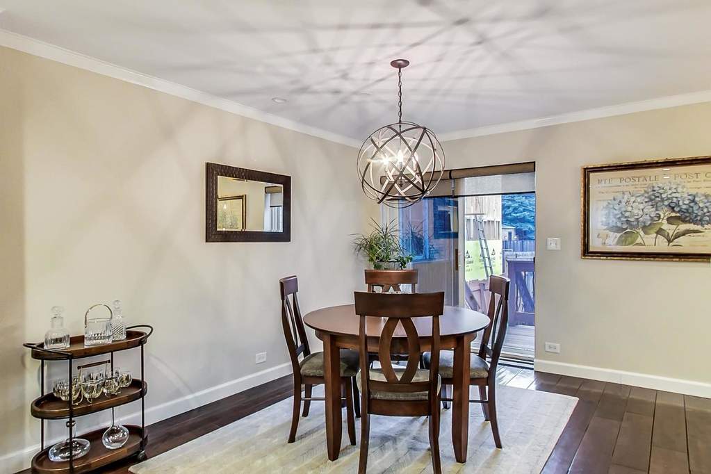 2640 N Albany Avenue Chicago, Illinois 60647 - Image 9