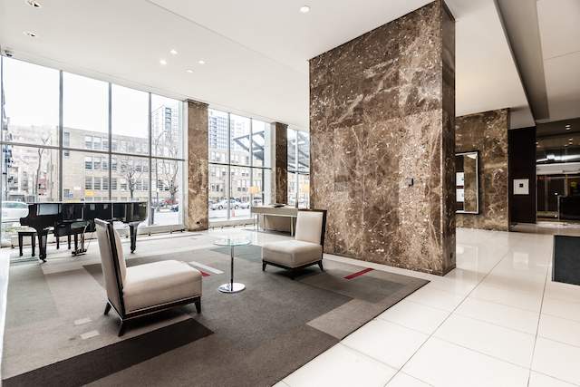 655 W Irving Park Road #2809 Chicago, Illinois 60613 - Image 22