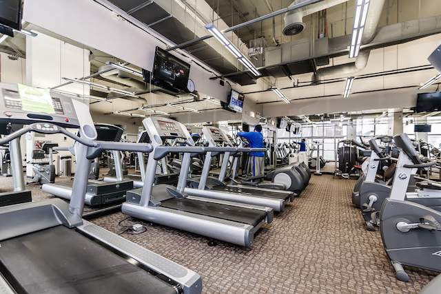 655 W Irving Park Road #2809 Chicago, Illinois 60613 - Image 26
