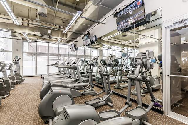 655 W Irving Park Road #2809 Chicago, Illinois 60613 - Image 28