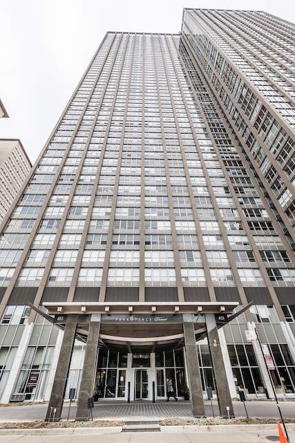 655 W Irving Park Road #2809 Chicago, Illinois 60613 - Image 31