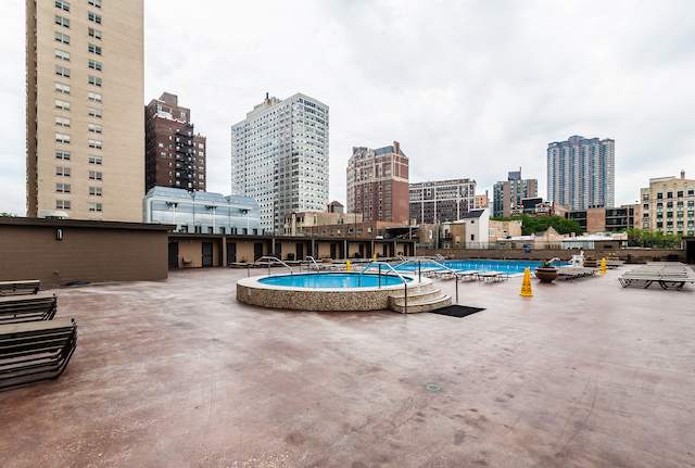 655 W Irving Park Road #2809 Chicago, Illinois 60613 - Image 32