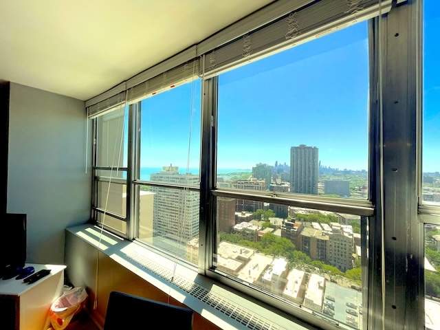 655 W Irving Park Road #2809 Chicago, Illinois 60613 - Image 4