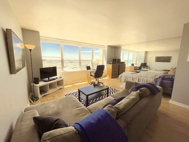655 W Irving Park Road #2809 Chicago, Illinois 60613 - Image 8