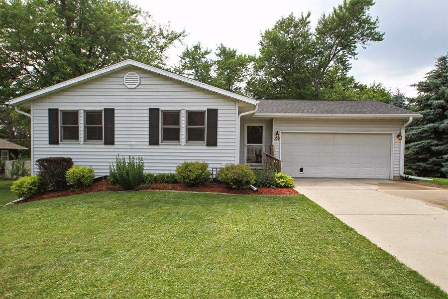 314 N Church St Darien, WI 53114 MLS 1483197 properties