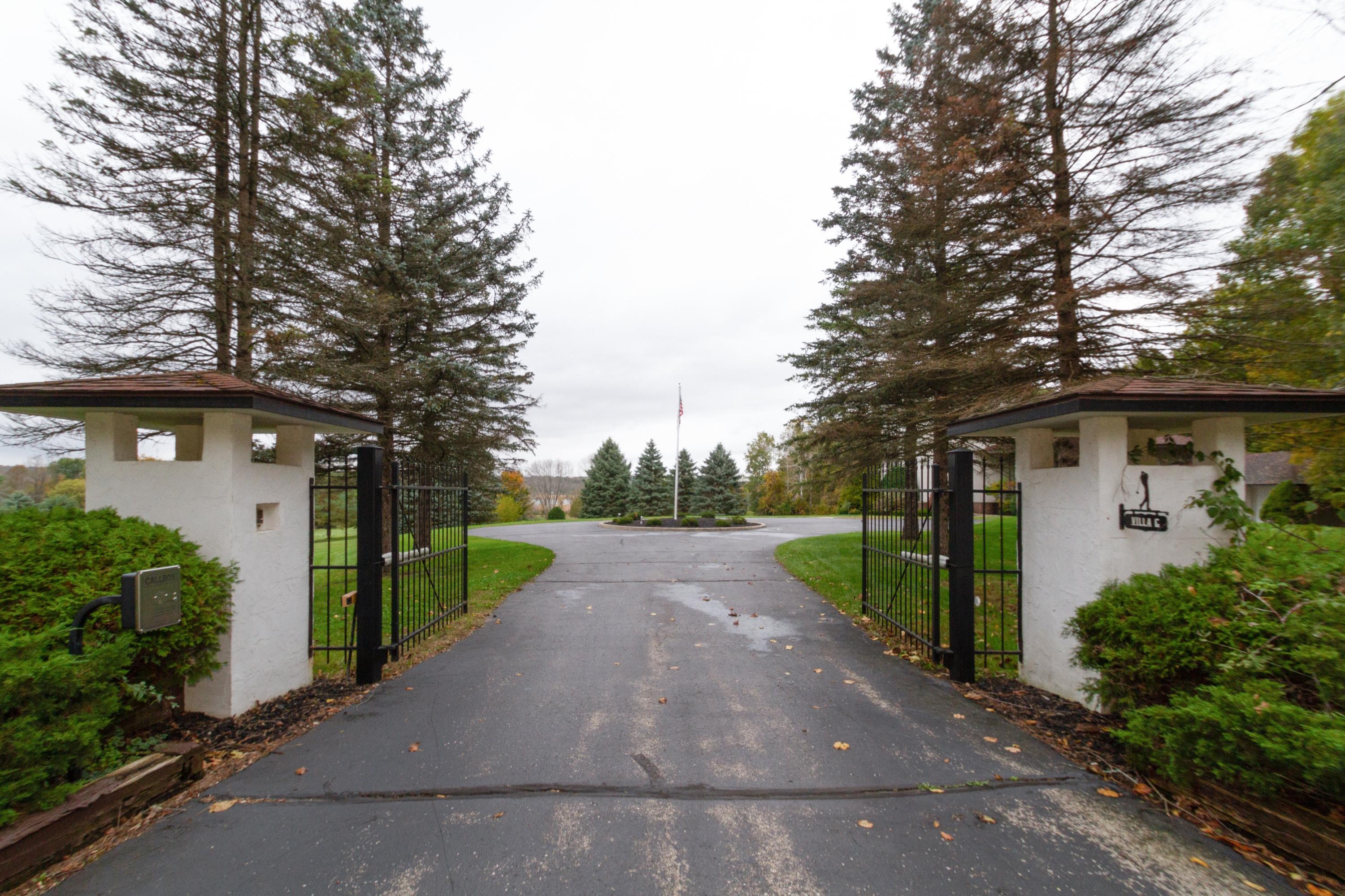 W3460 Mcdonald Rd Lake Geneva, Wisconsin 53147 - Image 2