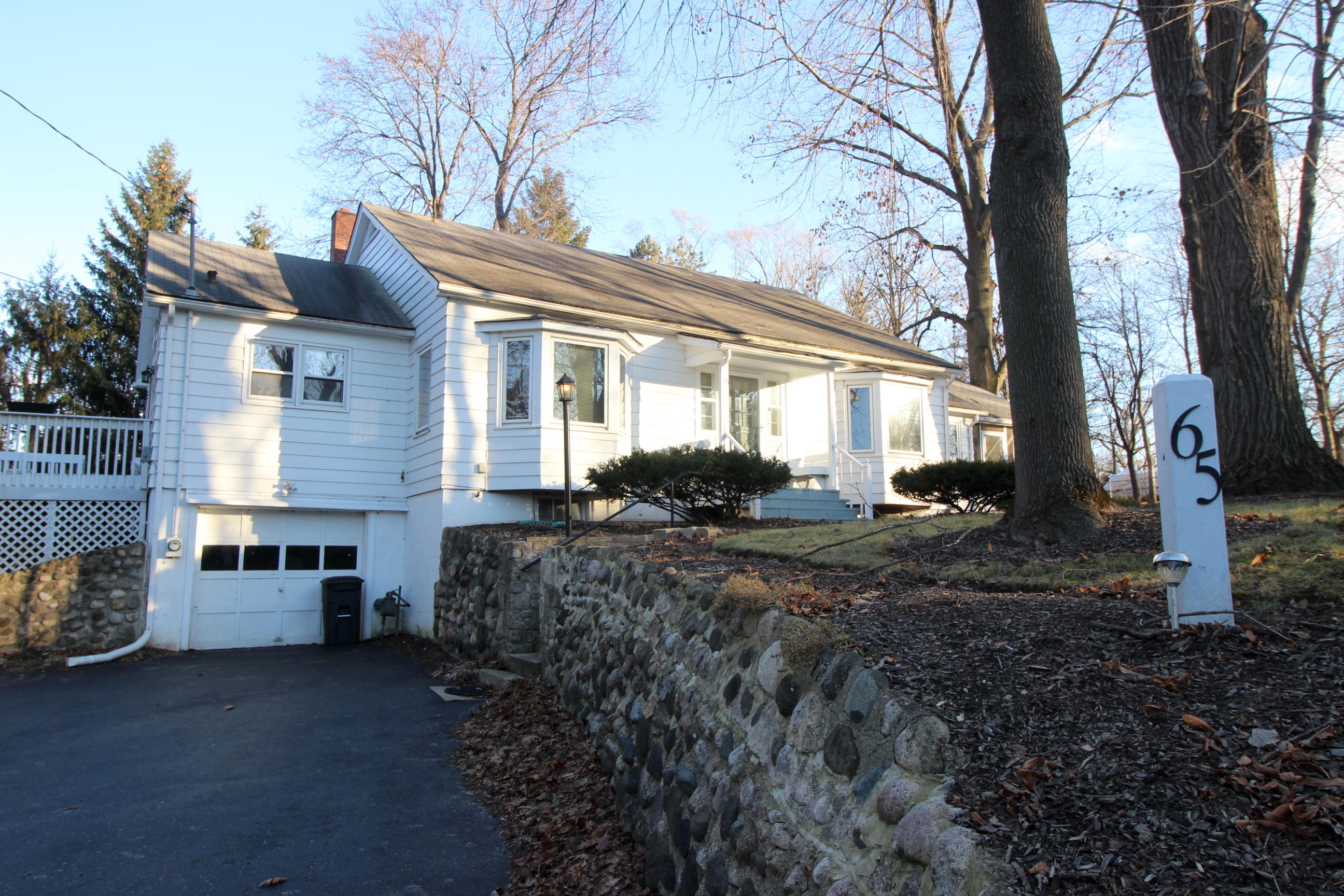 65 Cedar Point Dr Williams Bay, WI 53191 MLS 1618898 properties