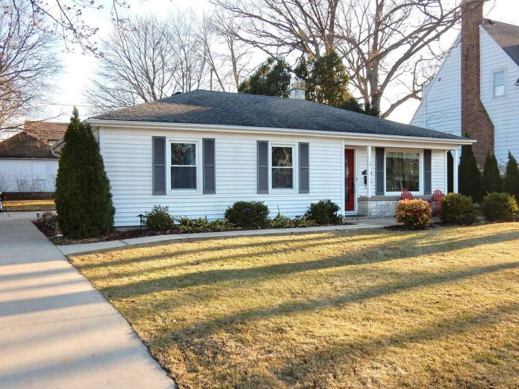 10833 Denis Ave Hales Corners Wi 53130 Mls 1629636 Properties
