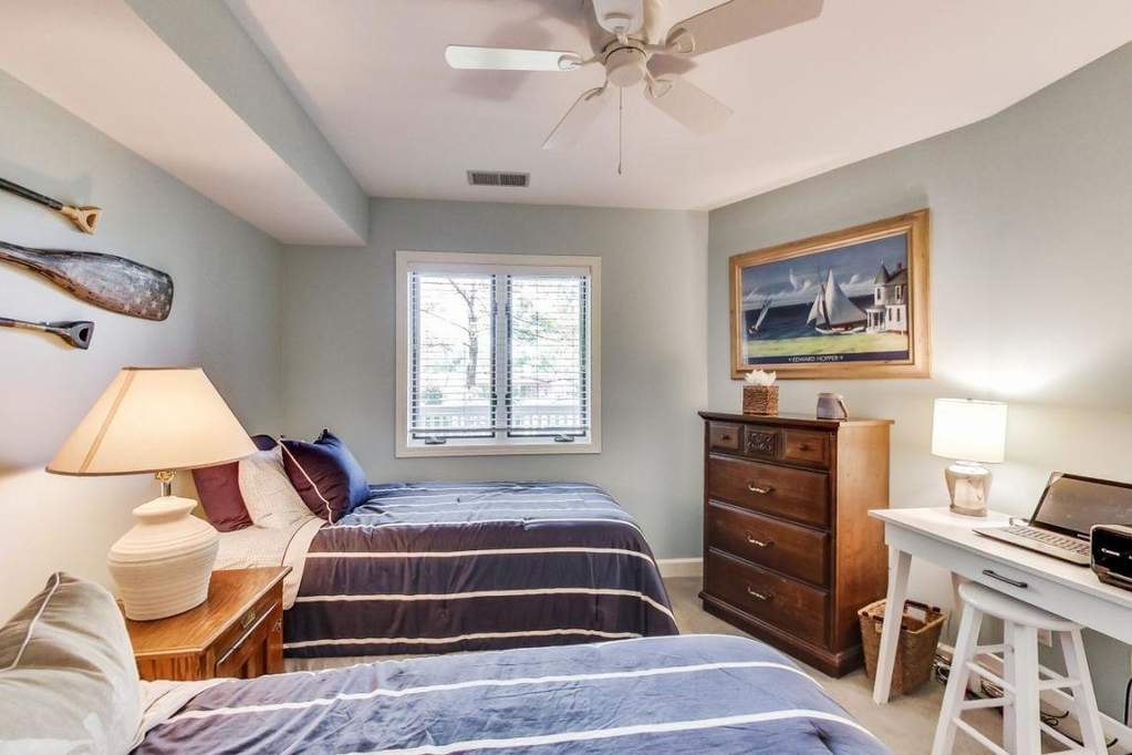57 N Walworth Ave #213 Williams Bay, Wisconsin 53191 - 25-Second Bedroom