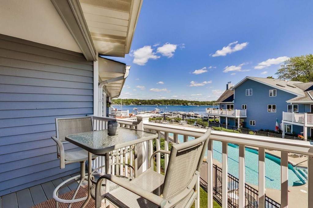 57 N Walworth Ave #213 Williams Bay, Wisconsin 53191 - 30-Rear Porch