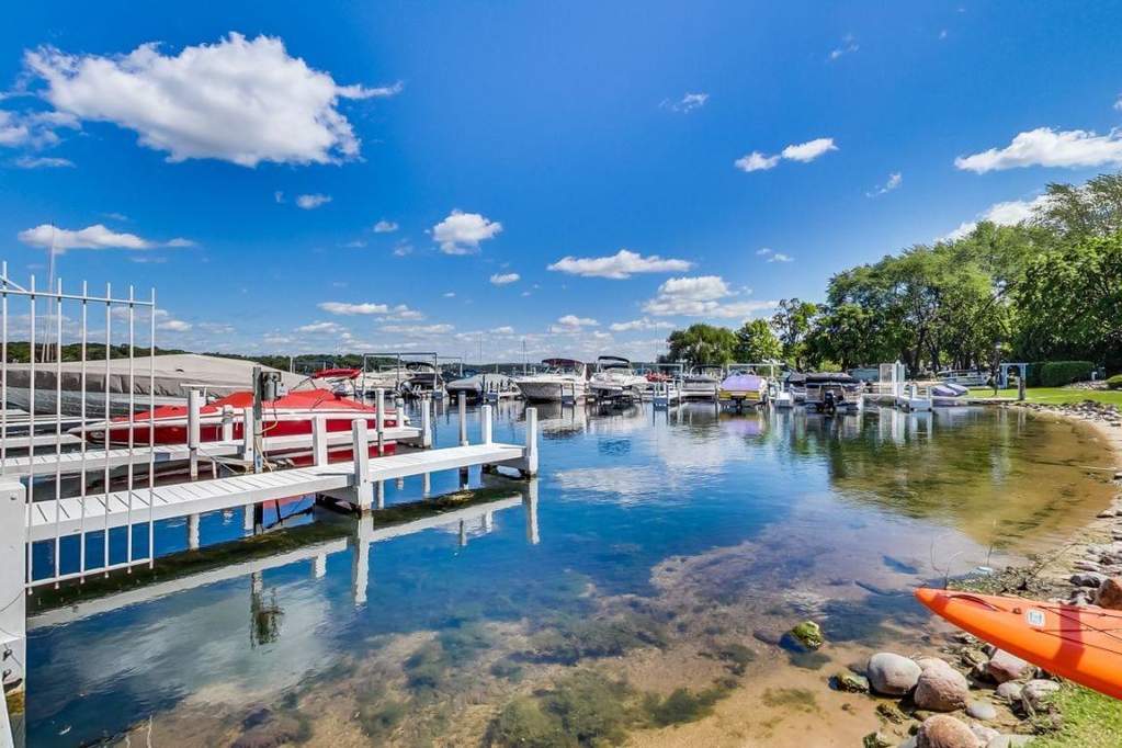 57 N Walworth Ave #213 Williams Bay, Wisconsin 53191 - 33-Lake View