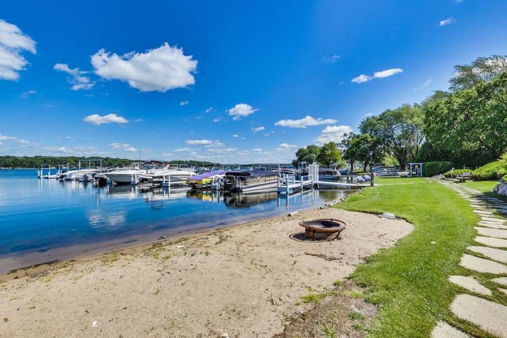 57 N Walworth Ave #213 Williams Bay, Wisconsin 53191 - 35-Beach
