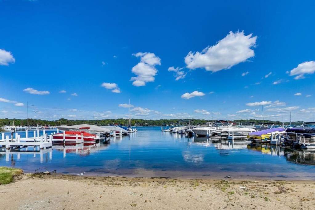 57 N Walworth Ave #213 Williams Bay, Wisconsin 53191 - 36-Beach