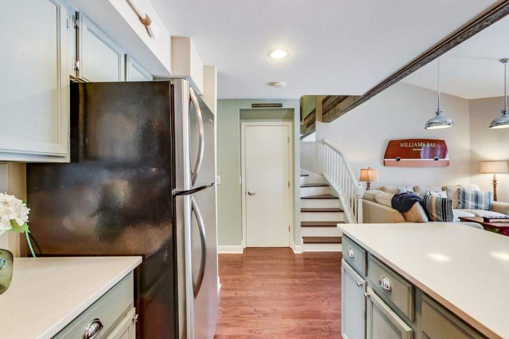 57 N Walworth Ave #213 Williams Bay, Wisconsin 53191 - 09-Kitchen