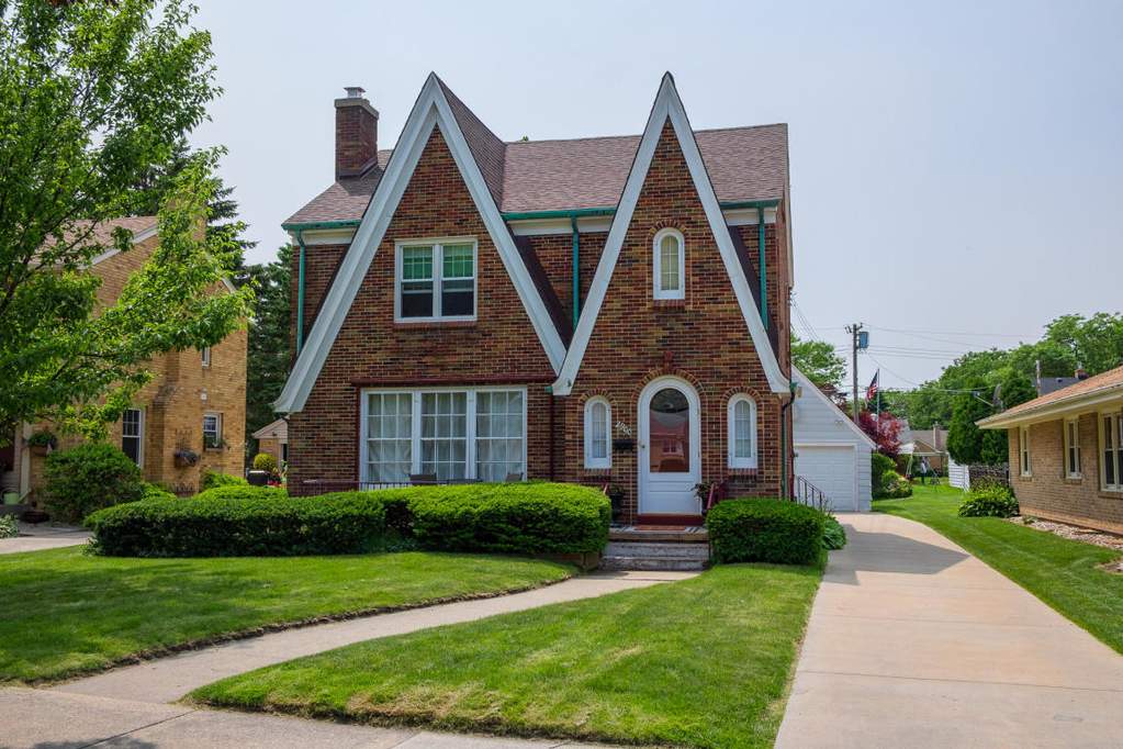 2900 N Main St Racine, WI 53402 MLS 1647287 properties