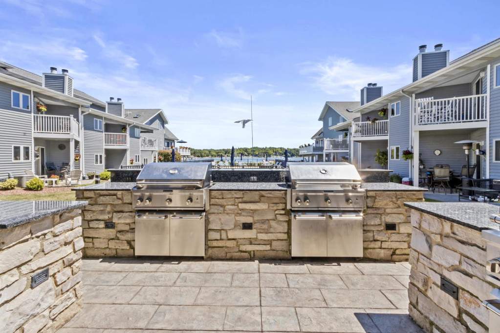 57 N Walworth Ave #212 Williams Bay, Wisconsin 53191 - IMG_2818