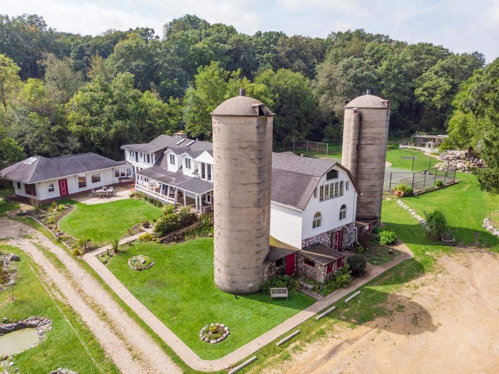 650 S Main St Fontana, Wisconsin 53125 - 01-Aerial View