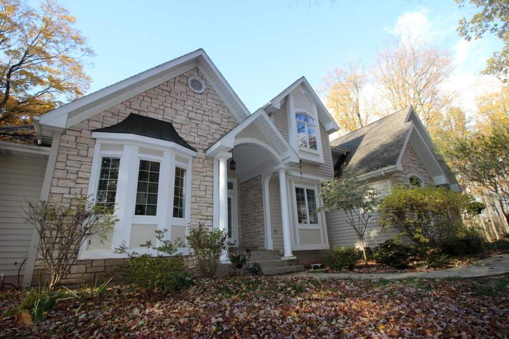 N2259 Alta Vista Dr Lake Geneva, Wisconsin 53147 - Main Front