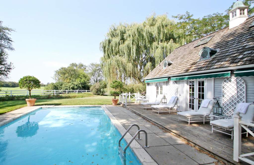 2839 South Rd Burlington, Wisconsin 53105 - Pool with a view