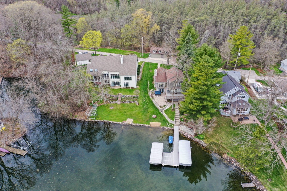 N9150 Humphrey Ln East Troy, WI 53120 MLS 1687200 properties