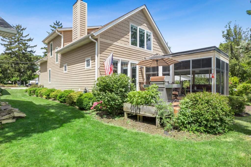 1116 Rosebud Ave Twin Lakes, WI 53181 MLS 1698604 properties