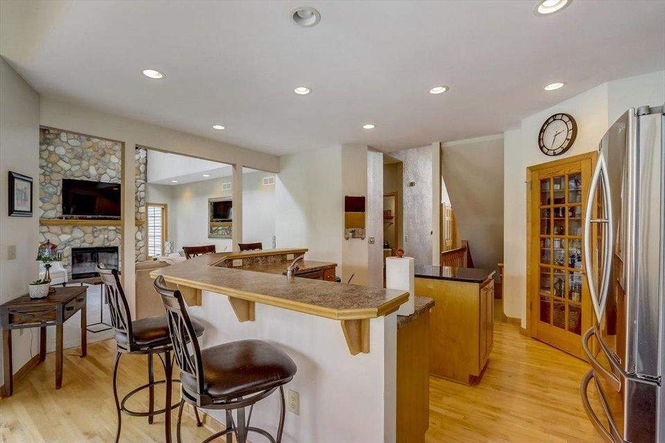 9903 81st Pl Pleasant Prairie, Wisconsin 53158 - 12-81st Pl-012