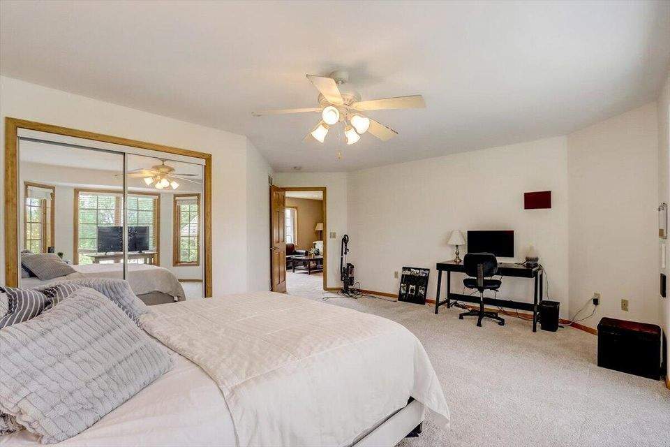 9903 81st Pl Pleasant Prairie, Wisconsin 53158 - 19-81st Pl-019