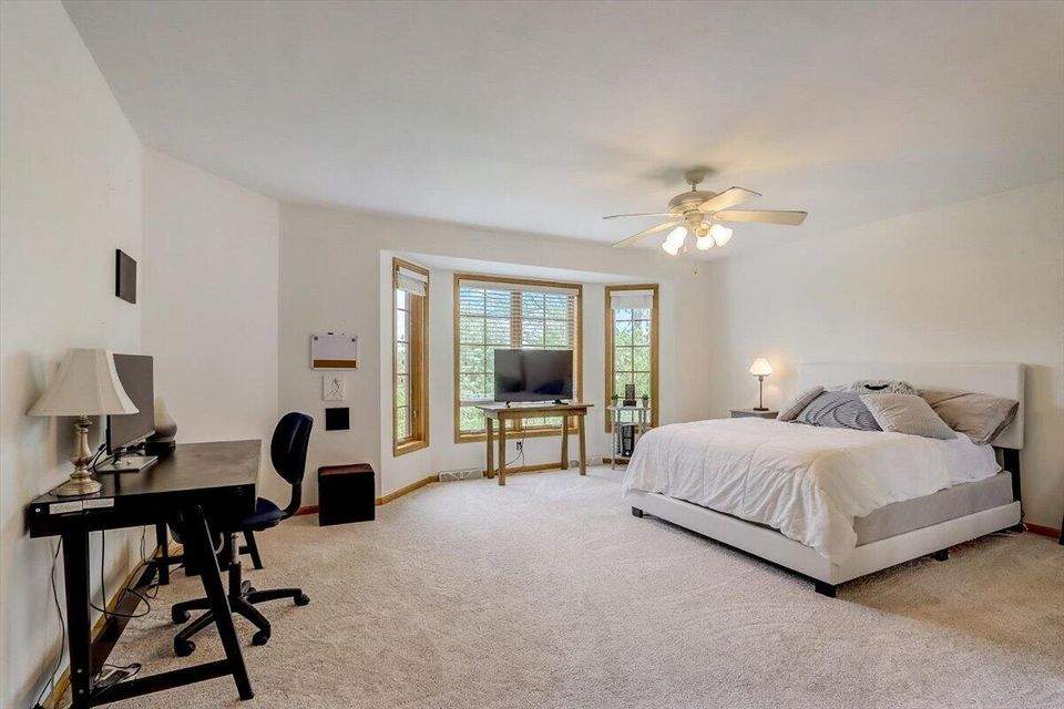 9903 81st Pl Pleasant Prairie, Wisconsin 53158 - 21-81st Pl-021