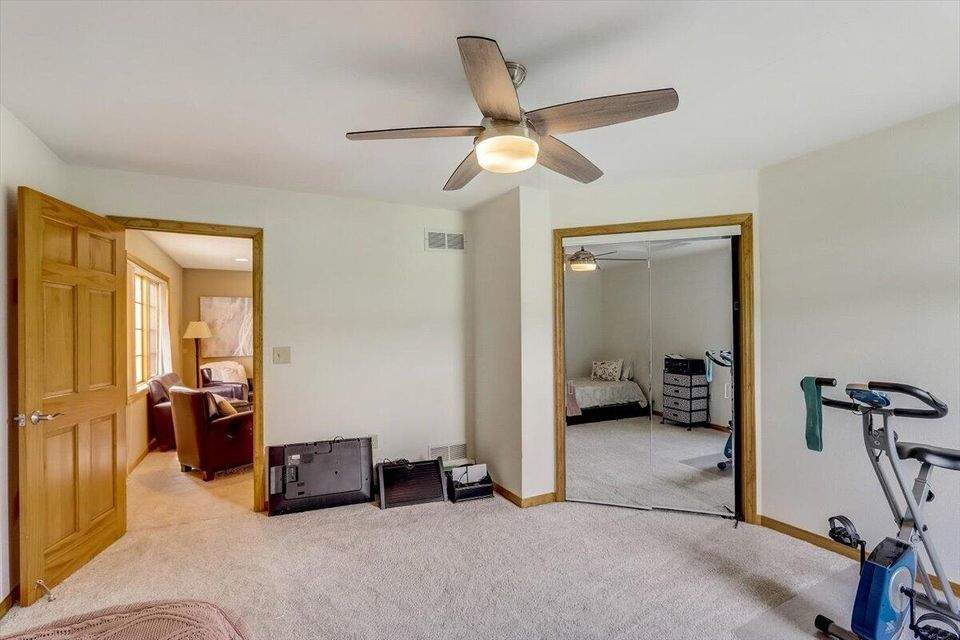 9903 81st Pl Pleasant Prairie, Wisconsin 53158 - 25-81st Pl-025