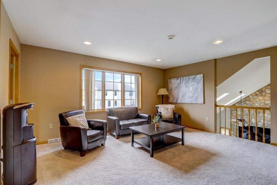 9903 81st Pl Pleasant Prairie, Wisconsin 53158 - 27-81st Pl-027