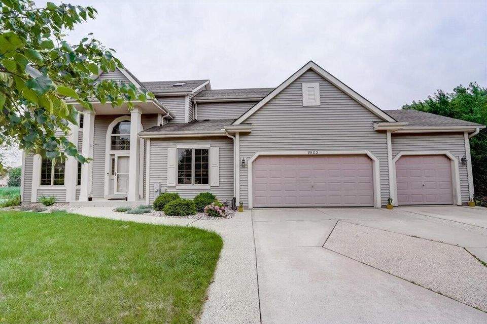 9903 81st Pl Pleasant Prairie, Wisconsin 53158 - 03-81st Pl-003