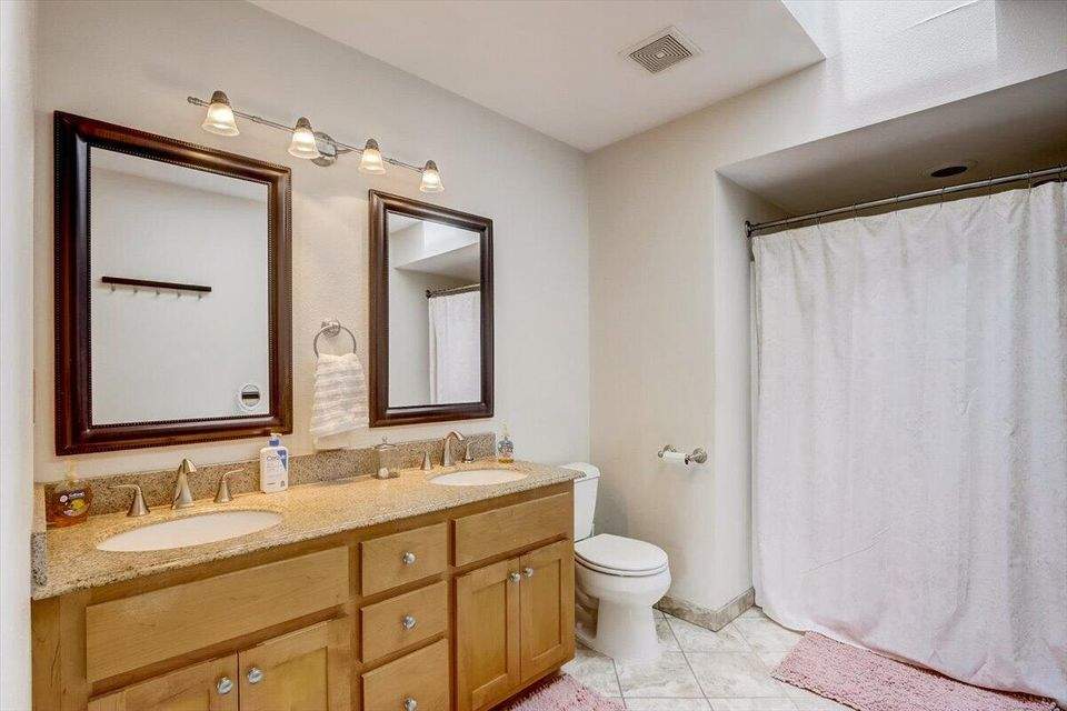 9903 81st Pl Pleasant Prairie, Wisconsin 53158 - 35-81st Pl-035