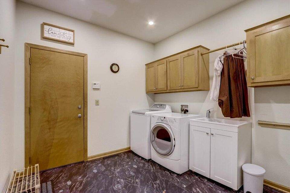 9903 81st Pl Pleasant Prairie, Wisconsin 53158 - 50-81st Pl-050