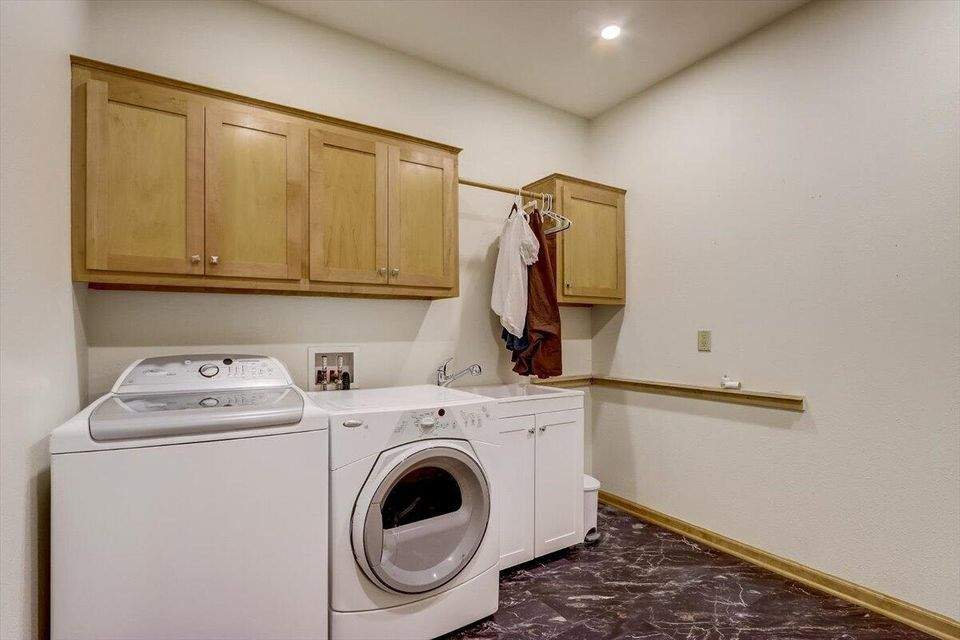 9903 81st Pl Pleasant Prairie, Wisconsin 53158 - 51-81st Pl-051