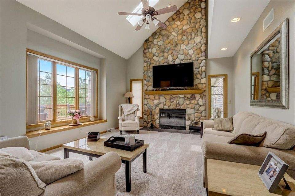 9903 81st Pl Pleasant Prairie, Wisconsin 53158 - 06-81st Pl-006