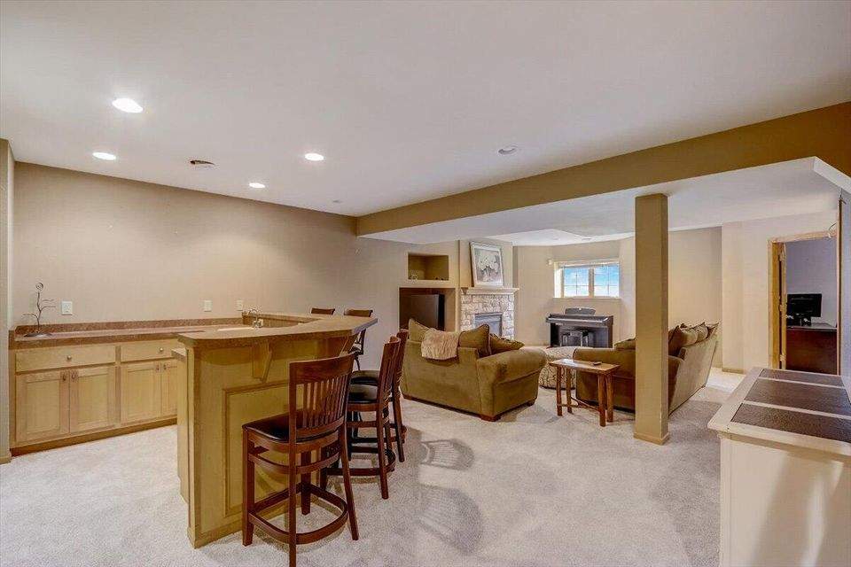 9903 81st Pl Pleasant Prairie, Wisconsin 53158 - 69-81st Pl-069