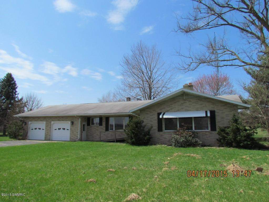 63696 63rd Street Hartford, MI 49057 MLS 15008872 properties