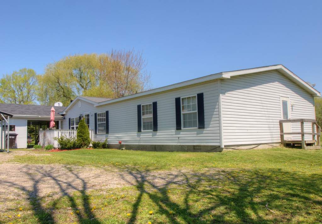 2673 58th Street Fennville, MI 49408 MLS 16021320 properties