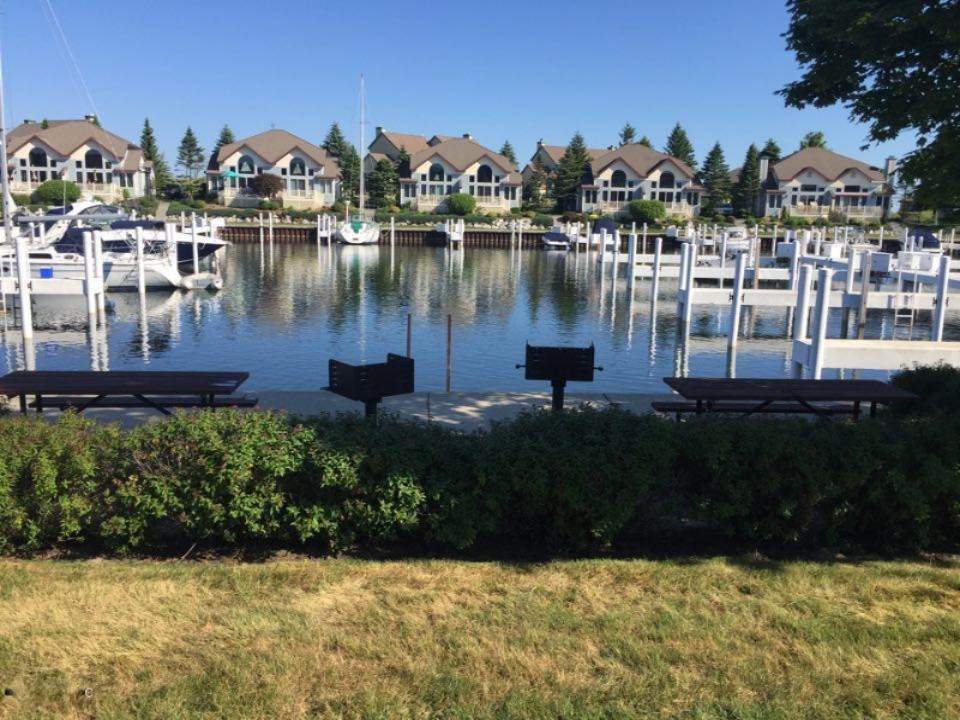 Harbor Village Marina 68 Manistee, MI 49660 MLS 16030916 properties