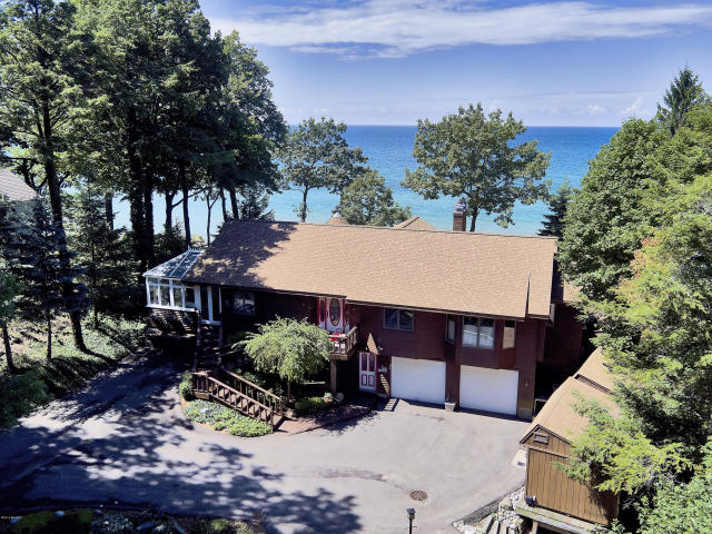9007 Lakeshore Drive West Olive, Michigan 49460 - Image 97