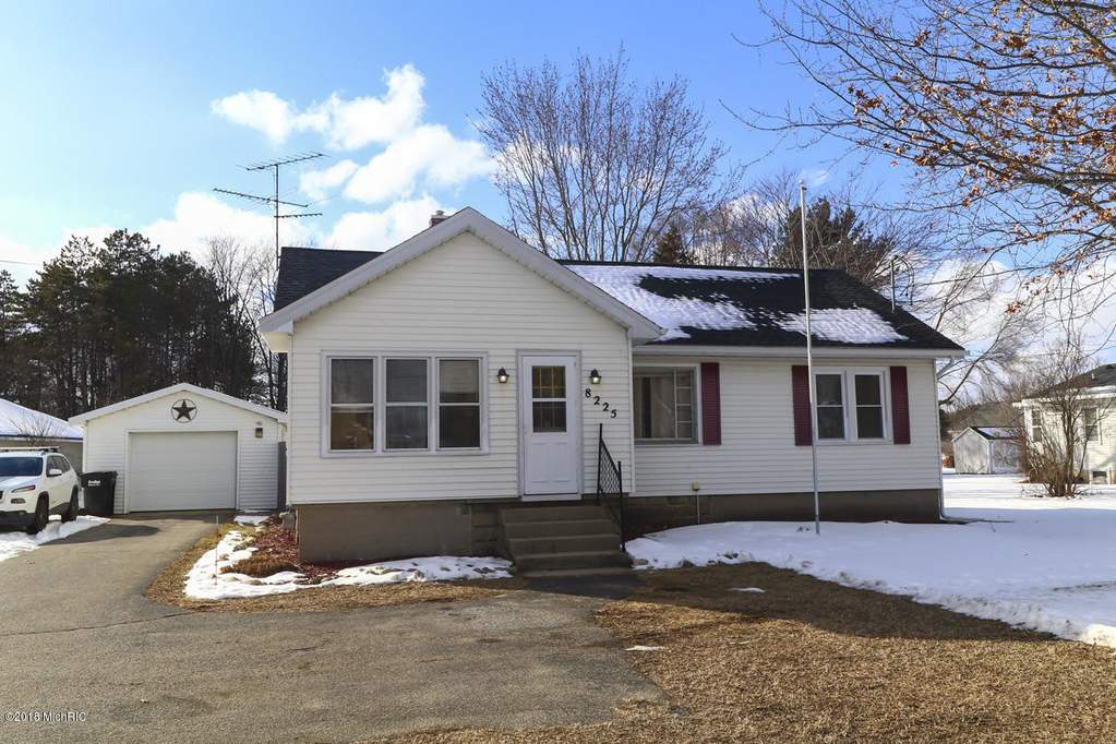 8225 48th Avenue Hudsonville, MI 49426 MLS 18006304 properties