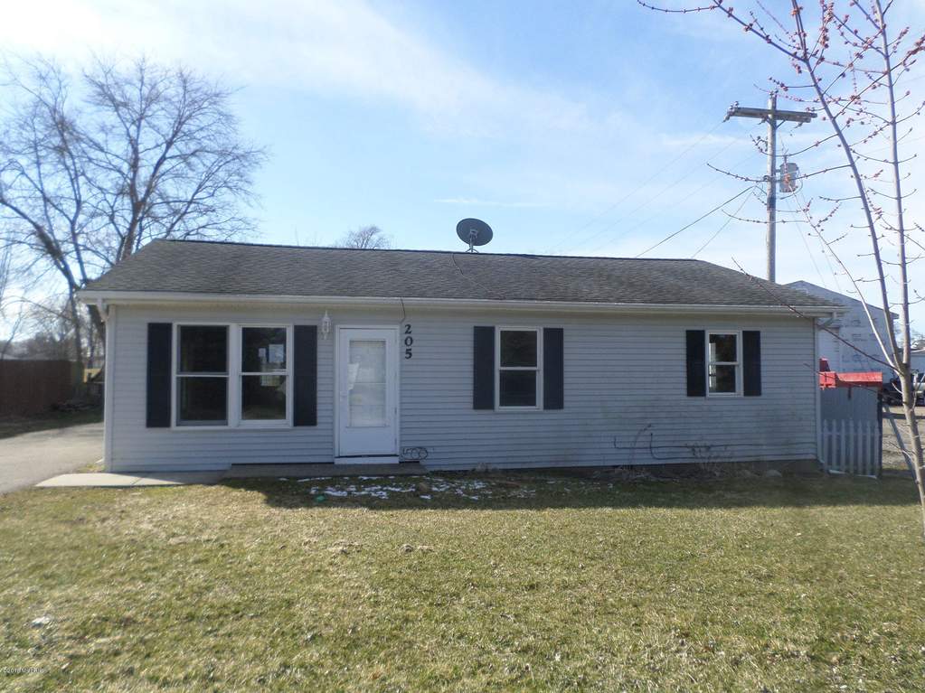 205 First Street Galien, MI 49113 MLS 18010149 properties