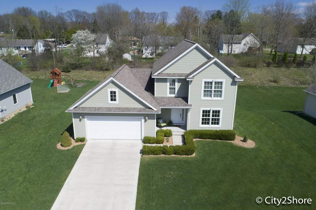 902 Cassandra Court NW Walker, MI 49534 MLS 18019127 properties