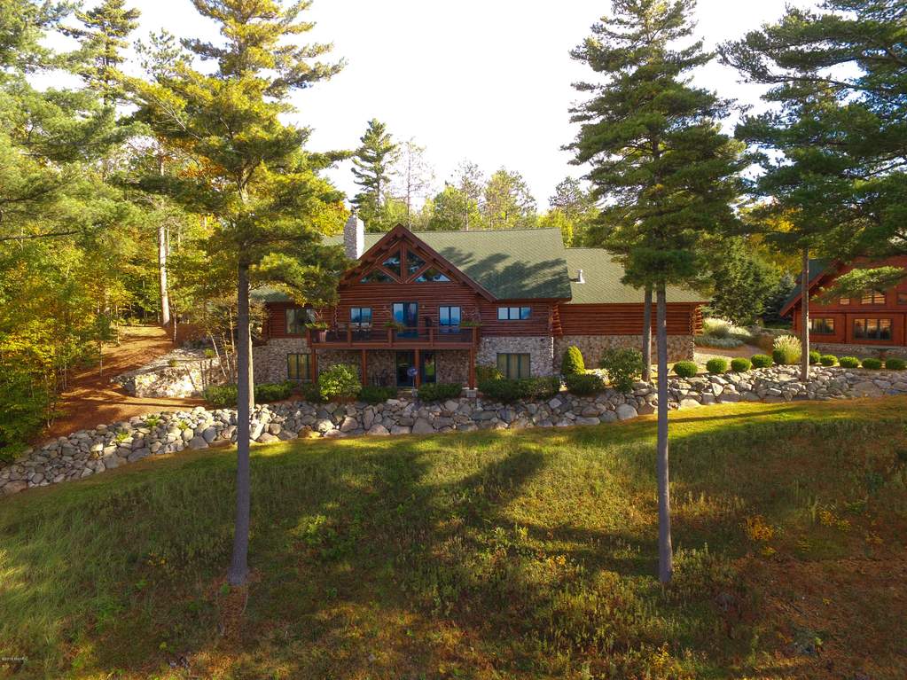 3815 Smith Road Onekama, Mi 49675 - Image 1