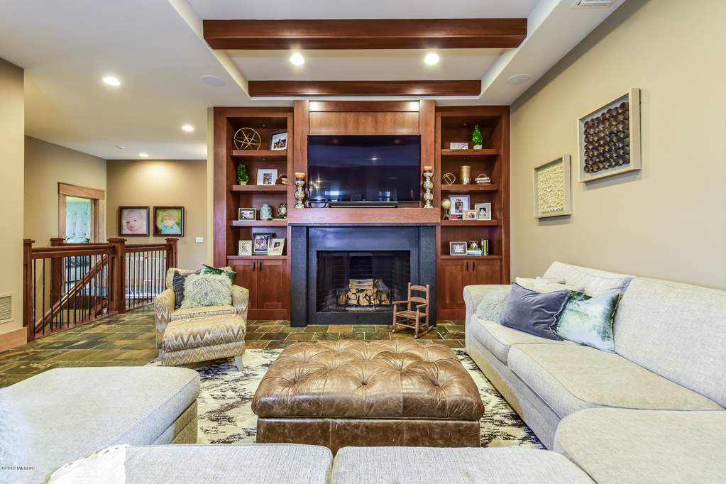 10306 Ivanrest Avenue SW Byron Center, Michigan 49315 - Image 20