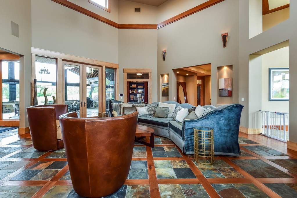 10306 Ivanrest Avenue SW Byron Center, Michigan 49315 - Image 3