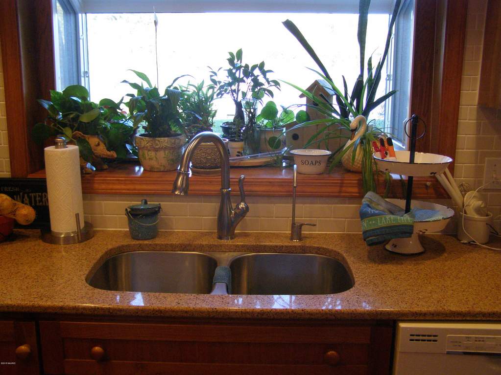 1949 Ferndale Drive Hillsdale, Michigan 49242 - Image 34