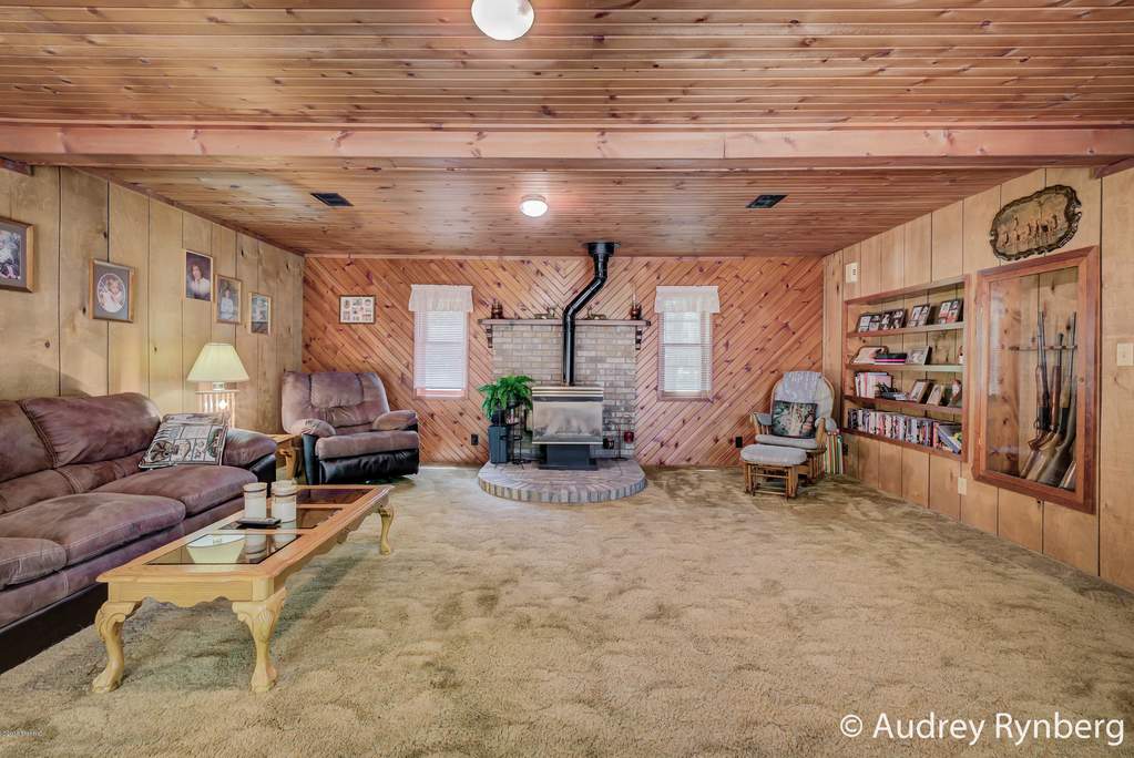 4525 S Croton Hardy Drive Newaygo, Mi 49337 - Image 84